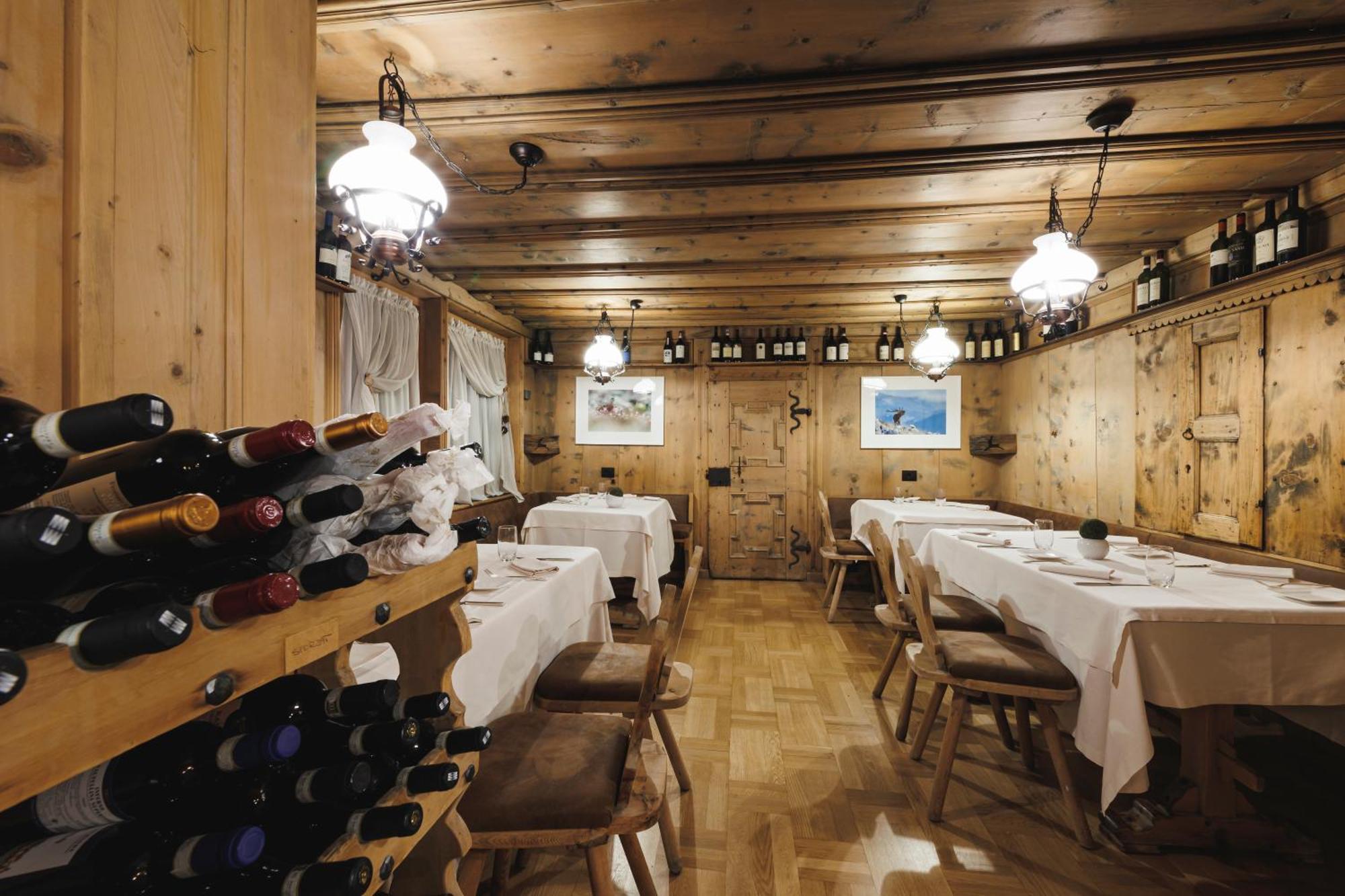 ホテル Camana Veglia リヴィーニョ エクステリア 写真